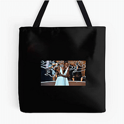 Glamorous Diva Lupita Nyongo Bags