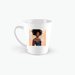 Red Carpet Queen Lupita Nyongo Mugs