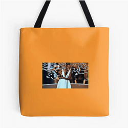 Glamorous Diva Lupita Nyongo Bags
