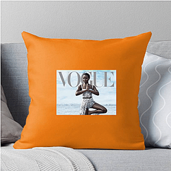 Academy Award Winner Lupita Nyongo Pillows Cover