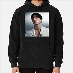 Versatile Actor Mackenyu Hoodies