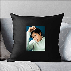 Silver Screen Hero Mackenyu Pillows Cover