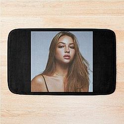Madelyn Cline Beautiful Actress Bath Mat