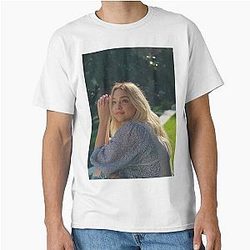Madelyn Cline Classic T-Shirt