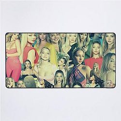 Madelyn Cline Super Fine Aesthetic Collage - 4 Desk Mat