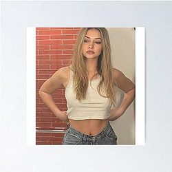 Madelyn Cline Outer Banks Netflix Poster