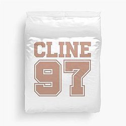 Madelyn Cline Duvet Cover
