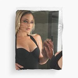 Madelyn Cline Duvet Cover