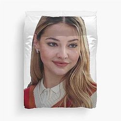 Madelyn Cline Outer Banks Duvet Cover