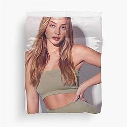 Madelyn Cline Outer Banks Netflix Duvet Cover