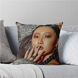 Mamamoo Hwasa Throw Pillow