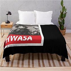 Mamamoo Hwasa Throw Blanket