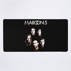 Catchy music art Maroon 5 Desk Mat