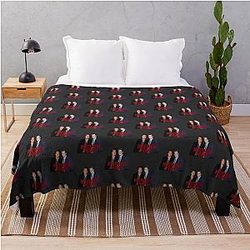 Tribute to Matthew Perry Throw Blanket