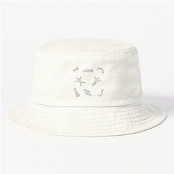 Chameleon poses Bucket Hat