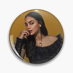 Melissa Barrera Marie Claire Pinبراير
