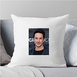 Silver Screen Hero Michael Trevino Pillows Cover