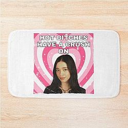 Mikey Madison Amber Freeman Bath Mat