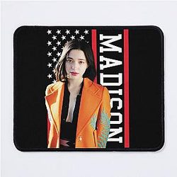 Mikey Madison a Mikey Madison Mouse Pad