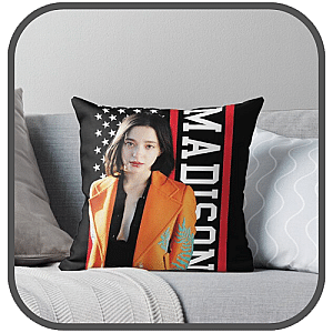 Mikey Madison Pillows Cover