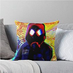 COLORFUL MILES THROW PILLOW