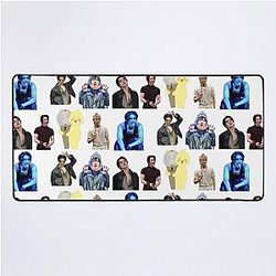 Mingi Budle Desk Mat