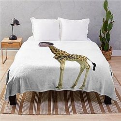 Mingi Giraffe Throw Blanket