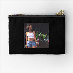Miracle Watts owns a lash company Miracle Watts Zipper Pouches