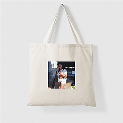 Miracle Watts is a famous model Miracle Watts Bags