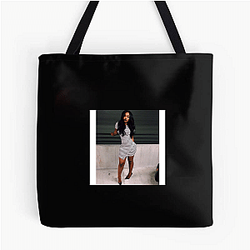 Miracle Watts is a social influencer Miracle Watts Bags