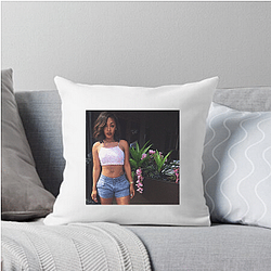 Miracle Watts owns a lash company Miracle Watts Pillows Cover