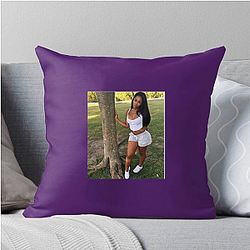 Miracle Watts is a CEO Miracle Watts Pillows Cover