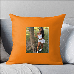 Miracle Watts is a CEO Miracle Watts Pillows Cover