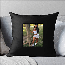 Miracle Watts is a CEO Miracle Watts Pillows Cover