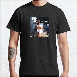 Miracle Watts is a famous model Miracle Watts T-Shirts