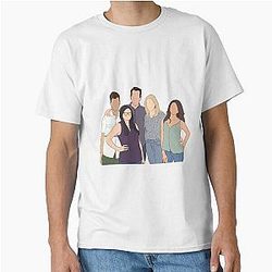 Classic T-Shirt Modern Family