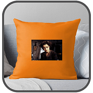 Mrs Bucket Pillows Cover