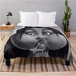 Realistic Mulan Throw Blanket