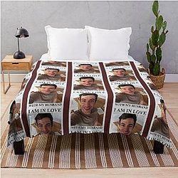 Nathan Fielder Ist mein Husband leer
Gesäuberter Titel:
Nathan Fielder ist mein Mann werfen Decke