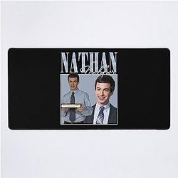 Nathan Fielder デスクマット