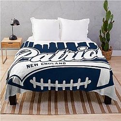 Patriots Football Skyline Throw Blanket