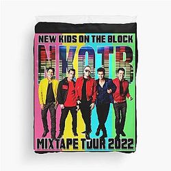 New Kids on the Block Summer Tour 2022 Essential T-Shirt Duvet Cover