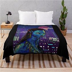 Neytiri in New York City Classic Throw Blanket