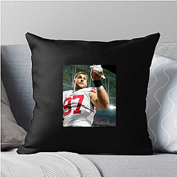 Nick Bosa plays American football in the NFL Nick Bosa Pillows Cover