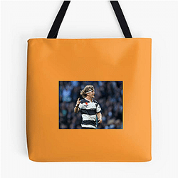 Nick Cummins also won a Commonwealth Games silver medal Nick Cummins Bags