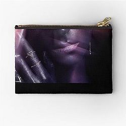 Entering Zipper Pouch