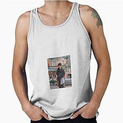 Noah Centineo Tank
