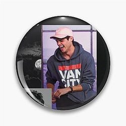Noah Centineo Pin