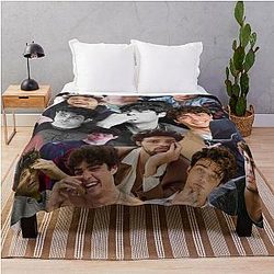 Noah Centineo Throw Blanket