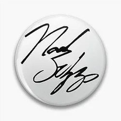 Noah Schnapp autograph pin